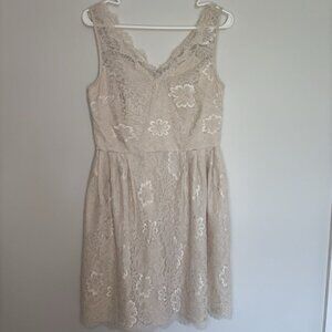 WEDDINGTON WAY Olivia Lace Women's 8 Ivory Fit & Flare V-Neck Bridal